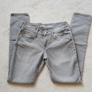 Old Navy * Gray mid-rise skinny jeans